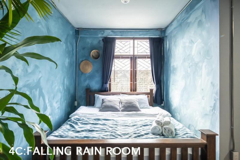 Better Moon Guesthouse Бангкок Экстерьер фото