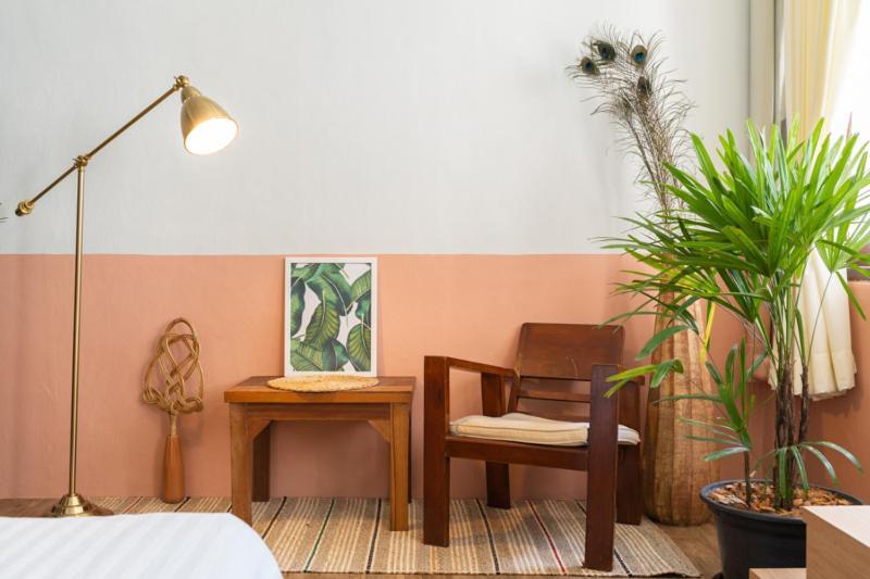 Better Moon Guesthouse Бангкок Экстерьер фото